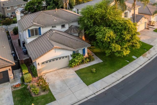32991 Adelante St, Temecula CA: https://media.crmls.org/mediaz/87067ef0-234d-4dba-80be-df5406439349.jpg