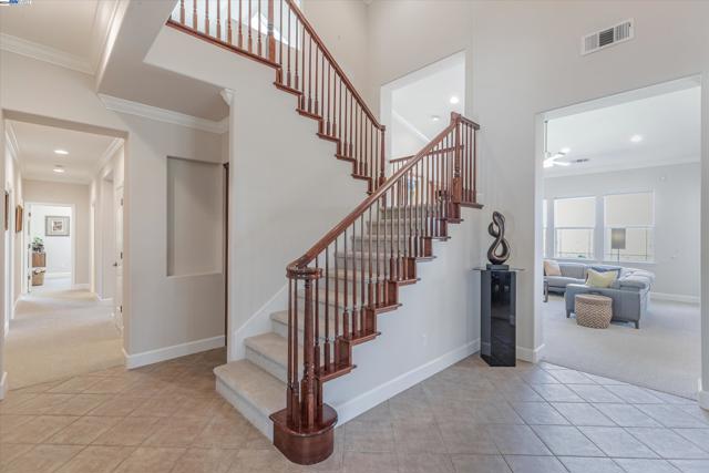 Image 10 of 60 For 2531 Leona Pl