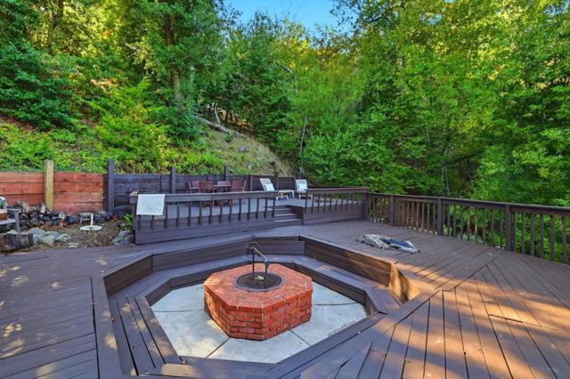 Separate fire pit