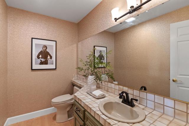 9 Mayflower Lane, San Carlos CA: https://media.crmls.org/mediaz/87082735-e426-4aaf-a665-370b056a1505.jpg