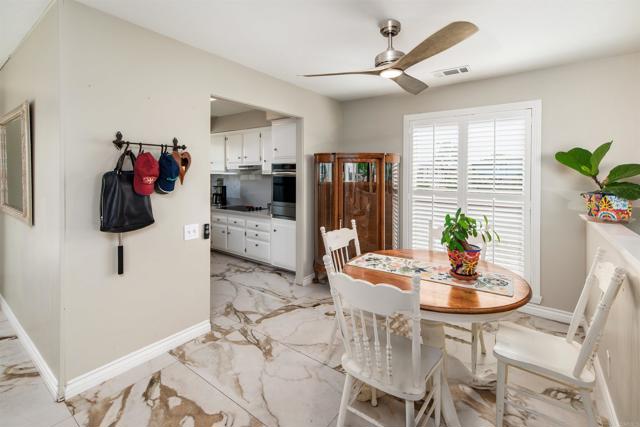 Detail Gallery Image 9 of 33 For 3621 Vista Campana #64,  Oceanside,  CA 92057 - 2 Beds | 2 Baths