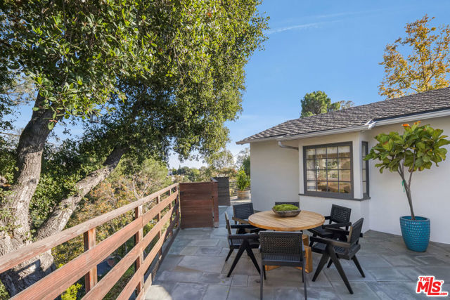Drew Fenton | 516 Hanley Place Los Angeles CA | MLS: 7489437