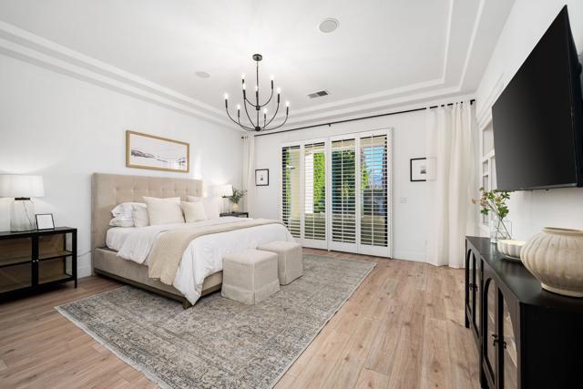 33 Calle La Reina, Rancho Mirage CA: https://media.crmls.org/mediaz/87092e94-402a-4ba2-8786-5a06a5ff5f80.jpg