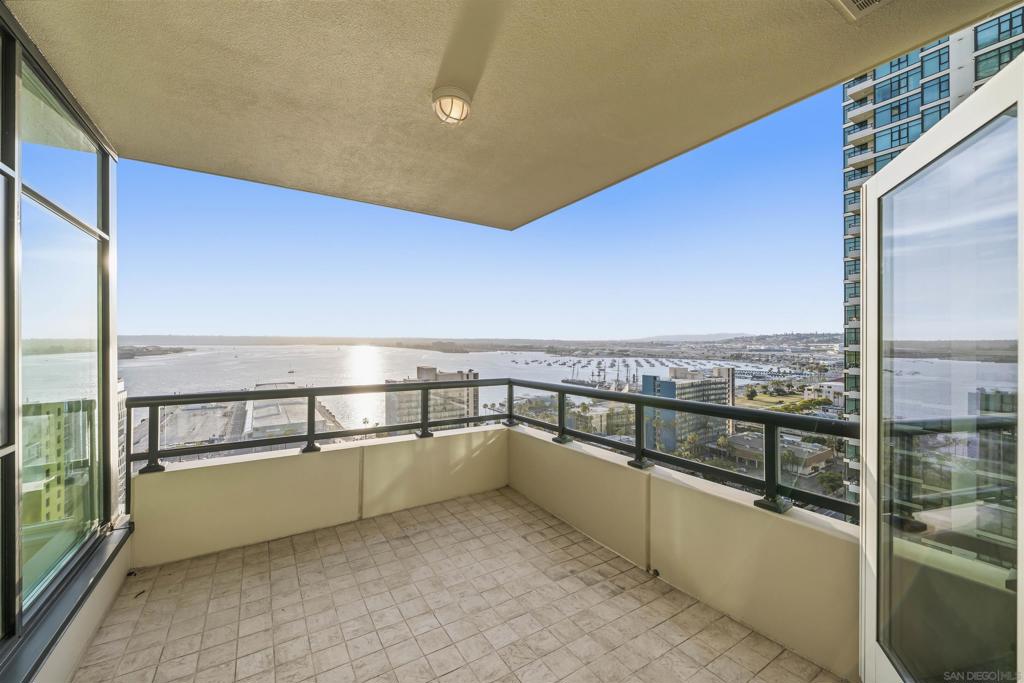 1199 Pacific Hwy - photo 20