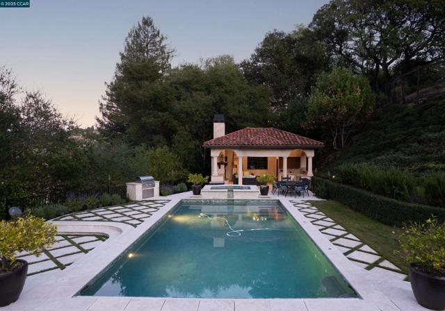 42 Tappan Ln, Orinda CA: https://media.crmls.org/mediaz/8709aa3a-d795-4e41-8396-8ddd28f109b5.jpg