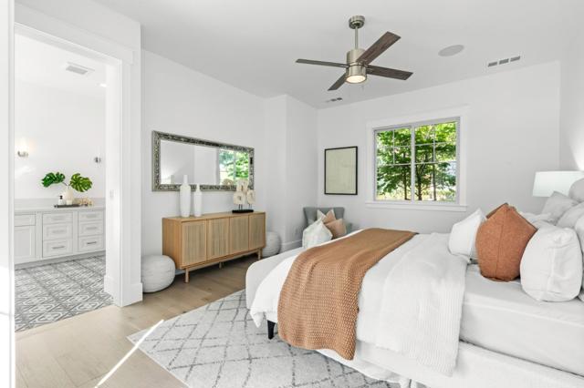 2002 Sunnyview Lane, Mountain View CA: https://media.crmls.org/mediaz/8709f618-bb51-4aea-8495-9f6aa5505e8d.jpg