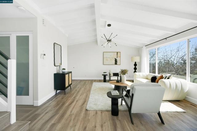 5929 Harbor View Ave, San Pablo CA: https://media.crmls.org/mediaz/870a94af-8d10-4617-bc08-8cc68f986922.jpg