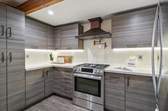 185 Mclellan Avenue, San Mateo CA: https://media.crmls.org/mediaz/870bc477-3bd0-48e3-965e-c3b8ca670bc8.jpg