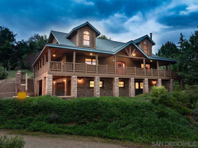 1068 W Incense Cedar Road, Julian CA: https://media.crmls.org/mediaz/870c5701-a189-40ea-99c6-75c117c4b49b.jpg