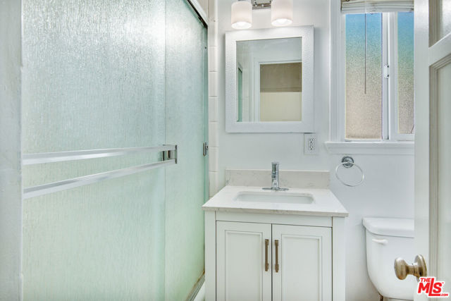 Image 13 of 19 For 702 Pacific Coast Highway