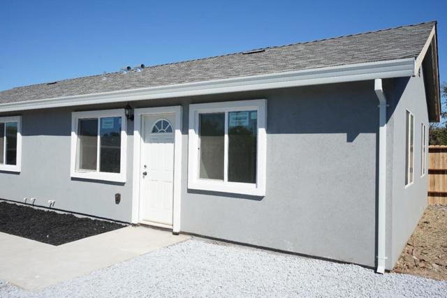 1204 South Avenue, Sacramento CA: https://media.crmls.org/mediaz/870f4237-7842-4db7-9412-794df9a48a42.jpg