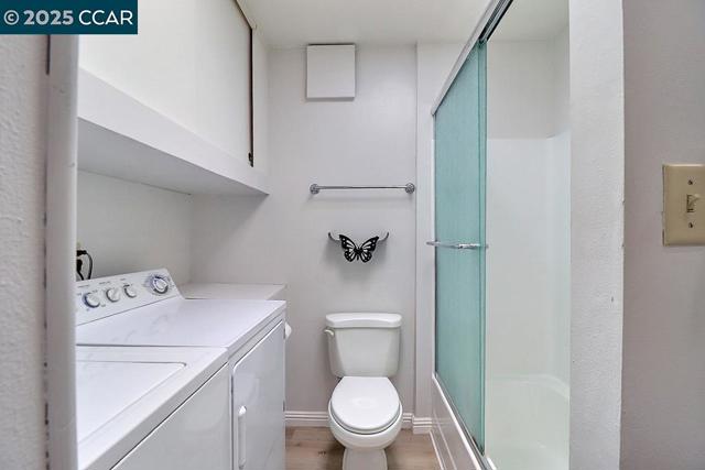 2465 Buena Vista Ave, Walnut Creek CA: https://media.crmls.org/mediaz/871169e5-91b2-4fc6-8d3e-499f2a29d48a.jpg