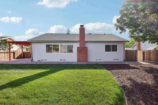 2856 Biddleford Drive, San Ramon CA: https://media.crmls.org/mediaz/8711f08b-7979-4237-96a5-926af576f3ce.jpg