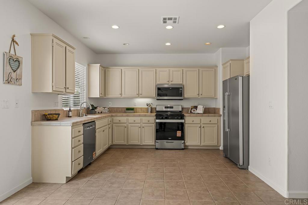 463 Cornwall Glen - photo 15