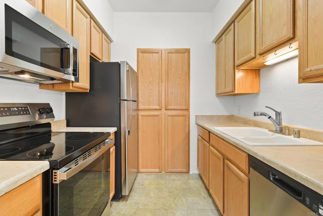 Detail Gallery Image 11 of 30 For 3972 Jackdaw St #211,  San Diego,  CA 92103 - 1 Beds | 1 Baths