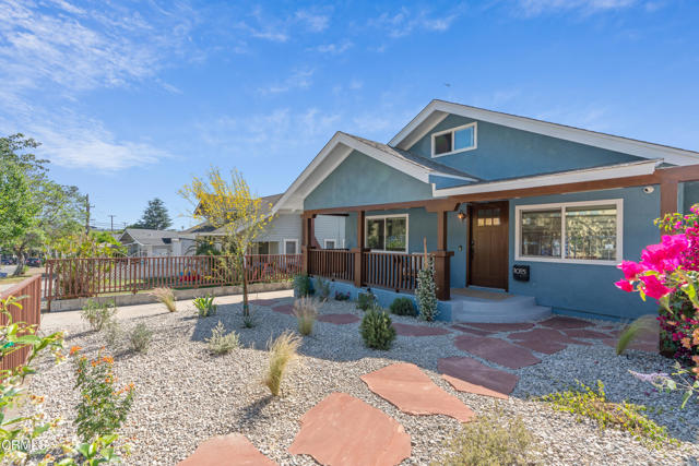 1015 Nolden Street, Highland Park CA: https://media.crmls.org/mediaz/87127486-353e-4642-8d04-91c96ada11b9.jpg