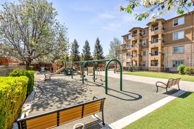 88 N Jackson Avenue, San Jose CA: https://media.crmls.org/mediaz/8712c869-b0b6-4928-9e26-5171c0c37ed6.jpg
