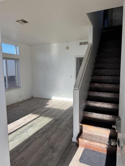 Detail Gallery Image 4 of 8 For 121 Orange Ave #50,  Chula Vista,  CA 91911 - 3 Beds | 2 Baths