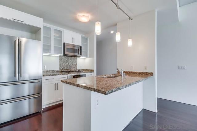 1494 Union, San Diego CA: https://media.crmls.org/mediaz/87138bf4-01cc-4674-b3ca-02b4b631c847.jpg