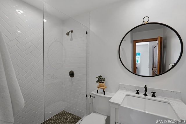 6026 La Granada, Rancho Santa Fe CA: https://media.crmls.org/mediaz/8713c0d9-abcf-4cb7-a537-d0487ef61406.jpg
