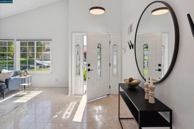 4397 N Water Oak Ct., Concord CA: https://media.crmls.org/mediaz/8714f2cb-bff2-4c11-a437-4c095affabd1.jpg