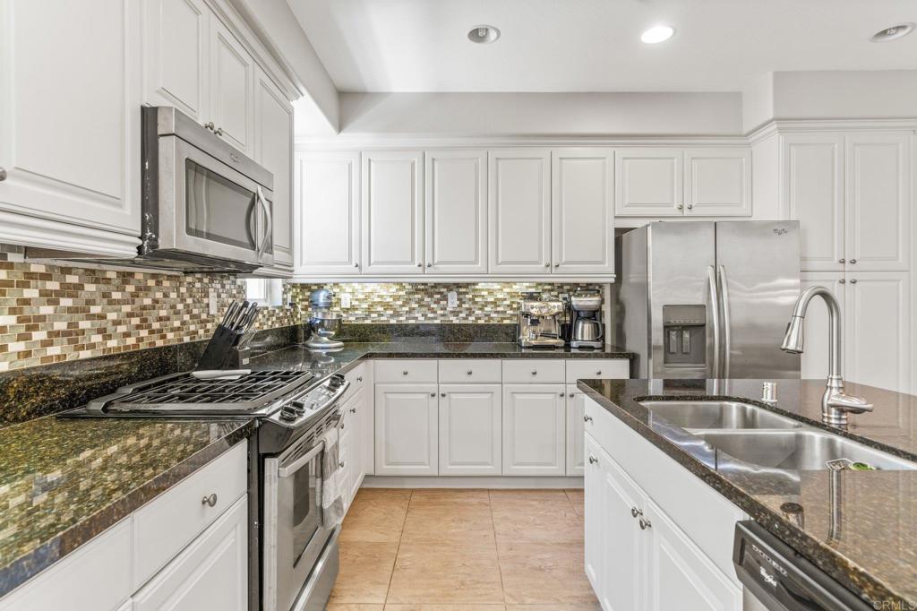 2491 Antlers Way - photo 6