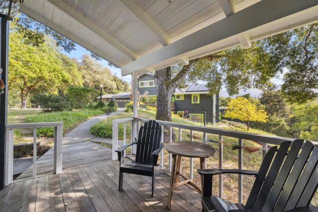 240 Buck Knoll Road, Boulder Creek CA: https://media.crmls.org/mediaz/87172494-8c4c-4c33-9a39-2358a24ad0e7.jpg