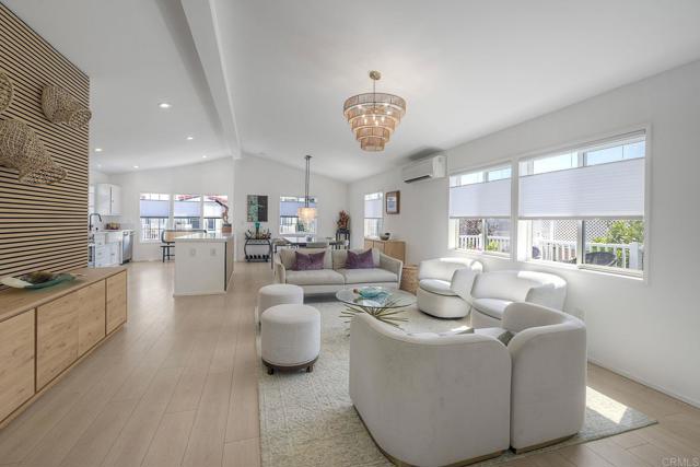 Detail Gallery Image 5 of 43 For 6503 Friendly Pl, Carlsbad,  CA 92011 - 3 Beds | 2 Baths