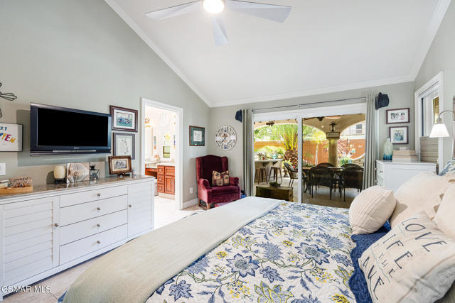 178 Sailwind Court, Simi Valley CA: https://media.crmls.org/mediaz/8717ddd7-3db8-4a13-aa04-a9724bc770fa.jpg