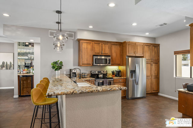 67488 Toltec Court, Cathedral City CA: https://media.crmls.org/mediaz/8718b11a-4199-4b59-bee8-2426164af823.jpg