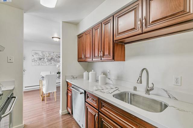 38627 Cherry Ln, Fremont CA: https://media.crmls.org/mediaz/8718d4d7-dc76-4756-ba37-6a3d4e228285.jpg