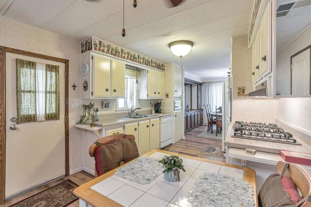 3637 Snell Avenue, San Jose CA: https://media.crmls.org/mediaz/87191dcf-bf31-41ea-8623-ae18c473d339.jpg