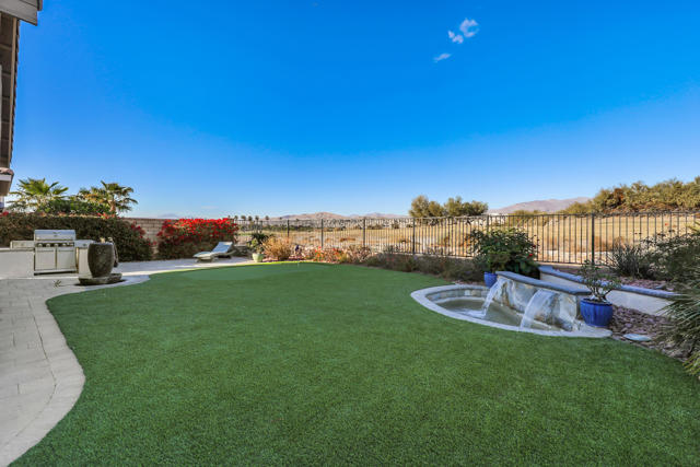 Image 21 of 37 For 84994 Bedero Court