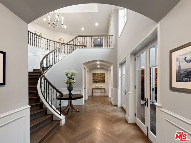 Image 3 of 21 For 1064 Amalfi Drive