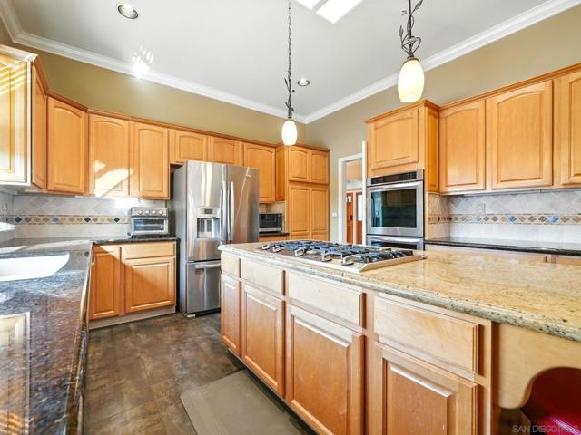 3097 High Meadow Ln, San Jose CA: https://media.crmls.org/mediaz/871a6398-d5a8-4992-92b7-d93573e09a4d.jpg