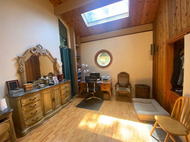 341 Metalwood Drive, Soquel CA: https://media.crmls.org/mediaz/871a910e-93cc-4e4e-8550-ee4fb19ba9f8.jpg