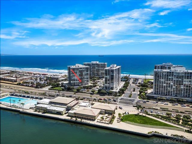 1820 Avenida Del Mundo, Coronado CA: https://media.crmls.org/mediaz/871ac372-1525-4de9-87a1-08a83bf33615.jpg