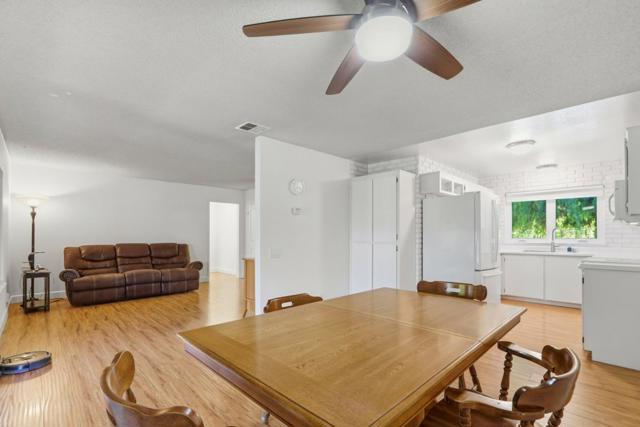 493 Crosslees Drive, San Jose CA: https://media.crmls.org/mediaz/871b39eb-5f7d-4863-9408-0d4563617700.jpg