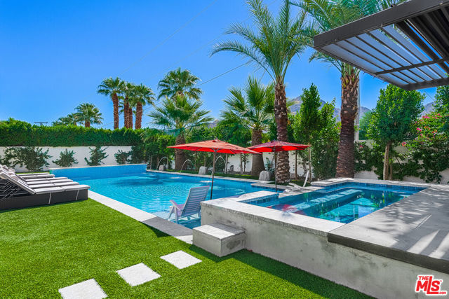 78155 Calle Cadiz, La Quinta CA: https://media.crmls.org/mediaz/871d2743-a230-4ac6-8e91-8ca86b90400d.jpg