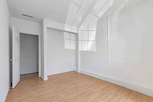 1087 Starlite Drive, Milpitas CA: https://media.crmls.org/mediaz/871da5e8-fd2b-430e-9a18-9f931f68e244.jpg