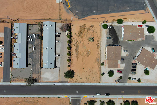 0 Powhatan Road, Apple Valley CA: https://media.crmls.org/mediaz/871e54d7-d937-4cdc-b835-610cbe5795b4.jpg