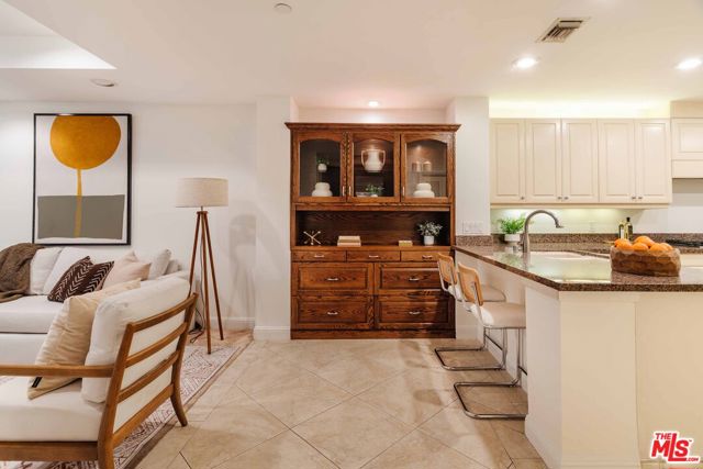 Drew Fenton | 12218 Montana Avenue Los Angeles CA | MLS: 7070013