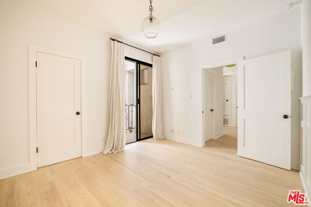 502 San Vicente Boulevard, Santa Monica CA: https://media.crmls.org/mediaz/872005fa-ffa2-4e1e-9c93-ad7c640d4530.jpg