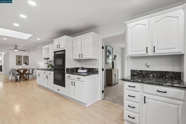 109 Baldwin Dr, Danville CA: https://media.crmls.org/mediaz/87207b71-d412-496a-aa92-a26eed6aadf1.jpg