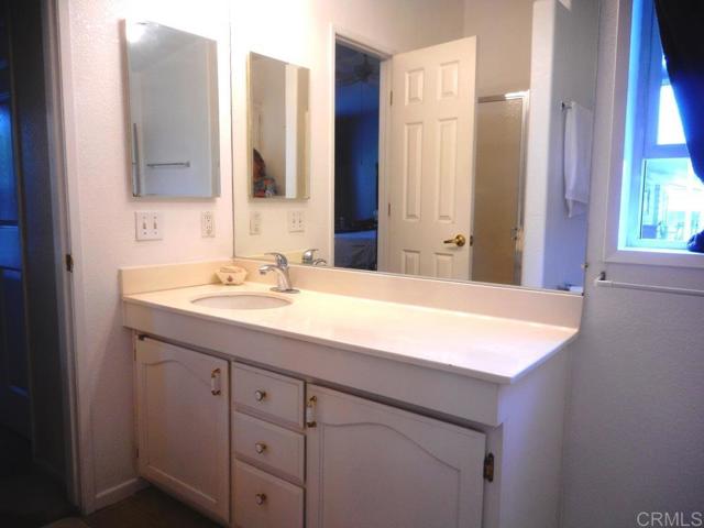 2300 E Valley Parkway, Escondido CA: https://media.crmls.org/mediaz/8720ab1b-7fd7-482f-bc1d-3cca7261157a.jpg