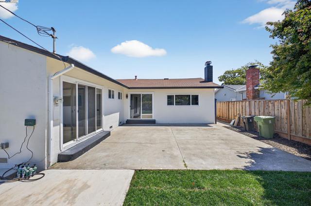 4403 Burke Way, Fremont CA: https://media.crmls.org/mediaz/8721ead4-993b-4433-805a-5d7adad1013c.jpg
