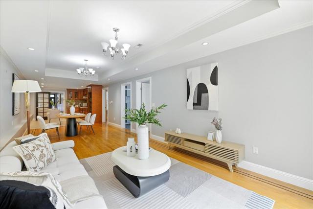 430 Hamilton Street, San Francisco CA: https://media.crmls.org/mediaz/87232981-5c15-47ad-af1c-5117d94f0c2b.jpg