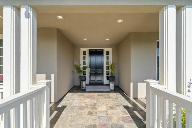 2380 Sunflower Circle, Gilroy CA: https://media.crmls.org/mediaz/8724586a-f807-4482-b8c5-6d1f17ceb593.jpg