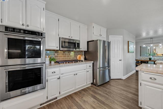 1153 Sherry Way, Livermore CA: https://media.crmls.org/mediaz/872494d0-0671-428b-9fa8-26e11cba8376.jpg