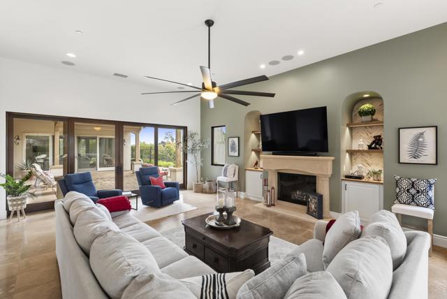 Detail Gallery Image 17 of 49 For 4229 Bridlewood Rd, Fallbrook,  CA 92028 - 4 Beds | 3/1 Baths